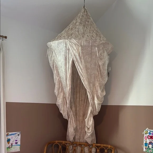 Restoration Hardware KIDS Cream & Pink Canopy Tent